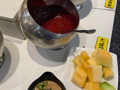 -洪氏嗨捞·猪肚鸡火锅(阳光天地店)