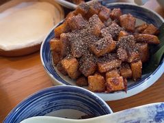 -包整·丝娃娃(一览甲秀楼风景店)