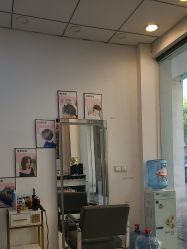 -慕艺造型烫发染发