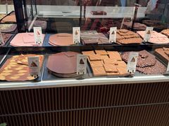 -Laderach 莱德拉(上海环贸iapm店)