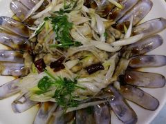 -七点半海鲜大咖·啤酒屋(威海路步行街小区店)