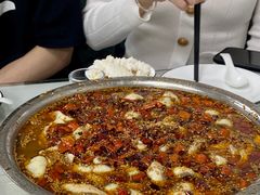 酸菜鱼-黑皮酸菜鱼(三山街店)