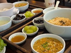 -蟹上黄·蟹黄面·江南糖水(人民广场店)