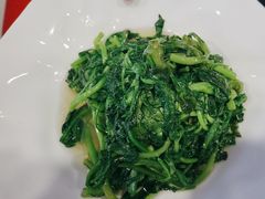 -香山湖渔家大院