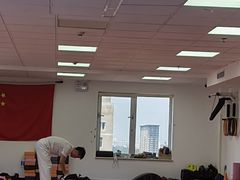 -adidas壹跆运动馆(世纪经贸大厦店)