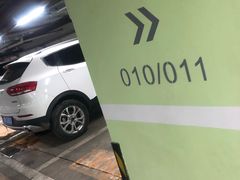 -海底捞火锅(凯德广场店)