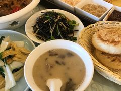-三义和酒楼(广渠门店)