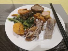 -安徽饭店·白鹭阁自助餐厅(梅山路店)