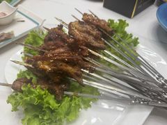 -三江源美食城