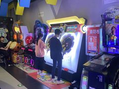 -反斗乐园π·电玩·高空拓展·蹦床(龙华天虹店)