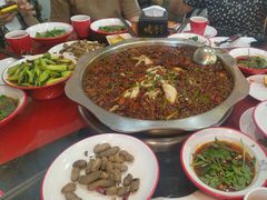 -烧哥美蛙肥肠鱼火锅·十五年社区店