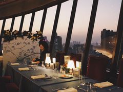 -广州花园酒店·凌璇阁旋转餐厅CAROUSEL360