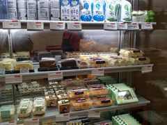 -向阳松鼠(三门井店)