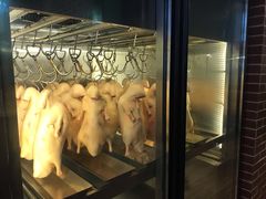 -三人行骨头王火锅(长寿店)