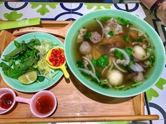 -越弥越南传统美食馆