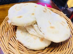 -生活本该如此北京小馆(周庄嘉园店)