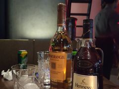 -TZ House音乐现场(来福士中心店)