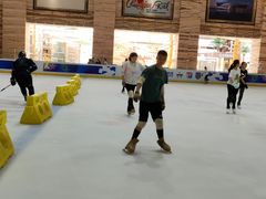 -冠军冰场(环球中心店)