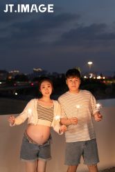 点击看大图 -专注孕妇照亲子照·纪田摄影