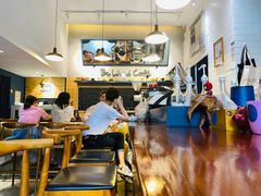大堂-Be Lived Cafe比例咖啡(摩天轮店)