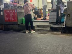-无名氏宵夜小摊(祝家三姐妹馄饨店)
