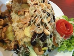 菠萝饭-班赞海鲜市场