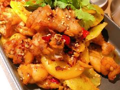 馋嘴香锅牛蛙-佬肥猫(周浦万达店)