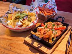 -Famous肥猫墨西哥音乐餐吧(五棵松华熙LIVE店)