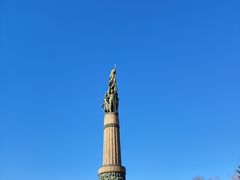 -人民防洪胜利纪念塔