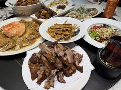 -鞍山大白鲨美食酒店