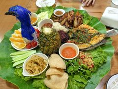 -沐毫傣泐云南菜孔雀宴•手抓饭傣味烧烤(曼听公园店)