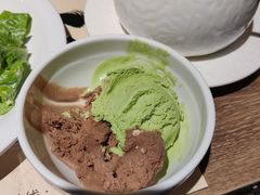 奶油蘑菇汤-好伦哥比萨烤肉自助(昌平航母店)