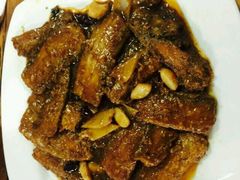 -溢心园香河肉饼总店