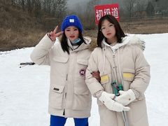 -济南卧虎山滑雪场