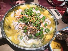 -山城外·非遗酸菜鱼(蜀都万达店)