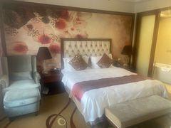 -锦龙国际酒店(天津奥体中心华苑地铁站店)