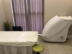 -颜工坊健康美容管理中心喜丽妈妈