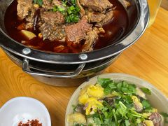 -大众跷脚牛肉馆·非遗传承单位(峨眉山店)