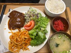 汉堡肉套餐-Café & Meal MUJI(北京坊店)
