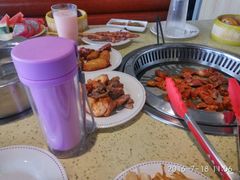 -鑫海汇海鲜烤肉火锅自助(七彩城店)