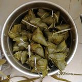 糯米泡两三个小时，红枣去葫，开包！