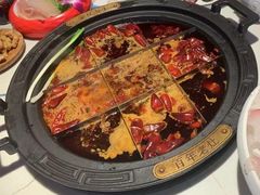 -爱你您·自家鱼塘·活水喷泉鱼火锅(八里店)