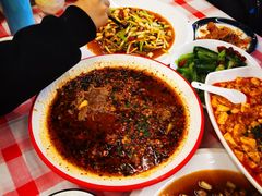 -洪霞餐馆·川菜·鲜货现炒(两江春城店)