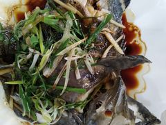 -覃记海鲜美食餐厅