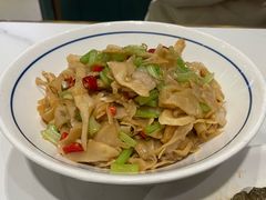 -刘胖子家常菜·蹄花焖藕(江汉路总店)