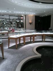 -北京七彩云南翡翠珠宝旗舰店(月坛店)