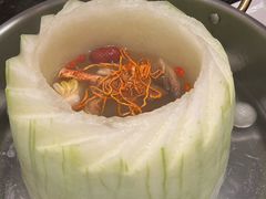 -得意咚瓜·顺德鱼生·冬瓜火锅(深圳首店)