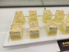 -晶丽香榭自助餐(南京大饭店)