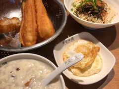 葱油拌面-弄堂咪道-饭香·面香·馄饨香(钦州北路田尚坊店)
