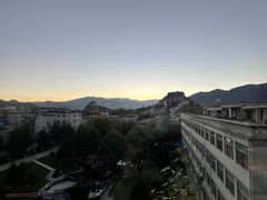 -平措康桑·和牛自助观景餐厅(布达拉宫店)